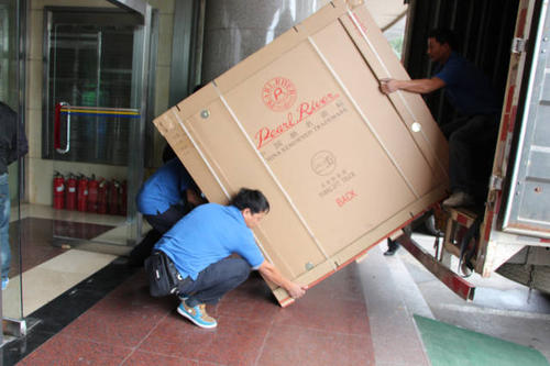 绵竹钢琴贵重工艺品无忧运